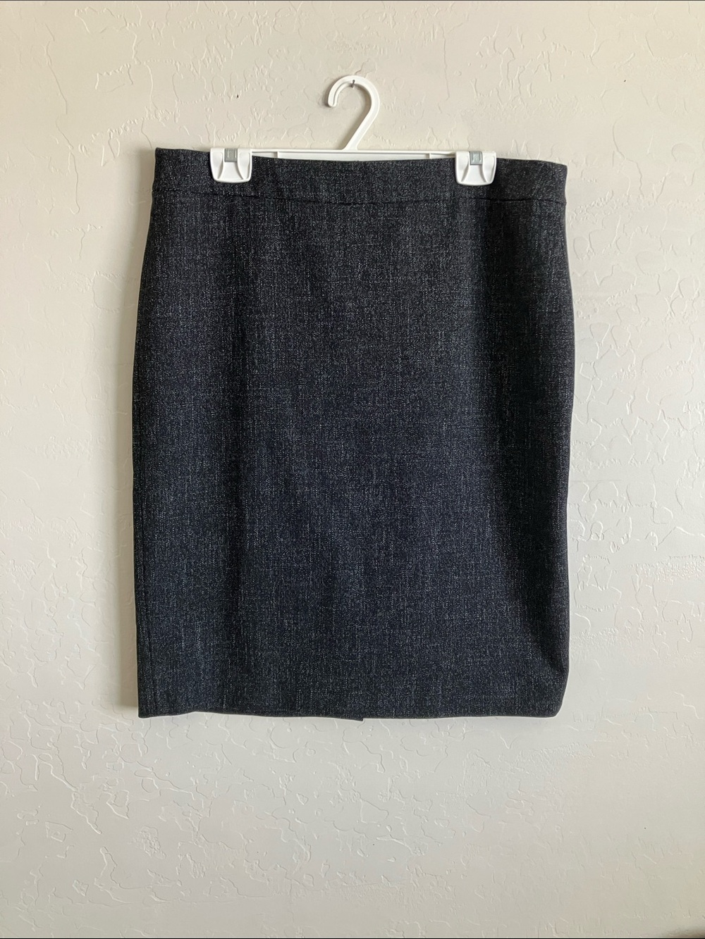 Ann Taylor Factory Skirt Women’s 14 Gray Black Pinstripe Office Wear